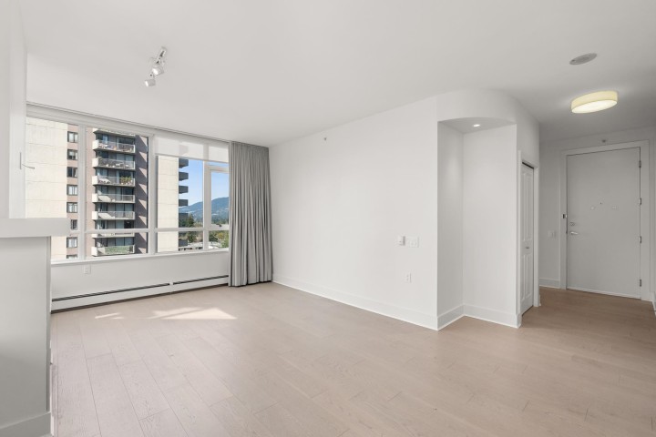 Photo 4 at 701 - 120 W 16th Street, Central Lonsdale, North Vancouver