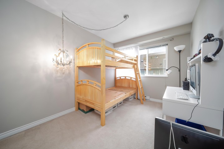 Photo 15 at 15 - 1015 Lynn Valley Road, Lynn Valley, North Vancouver