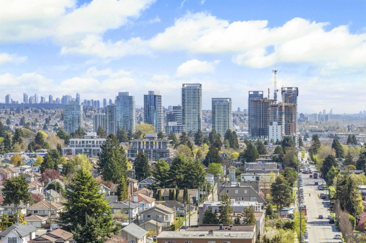 Photo 30 at 1803 - 8588 Cornish Street, S.W. Marine, Vancouver West