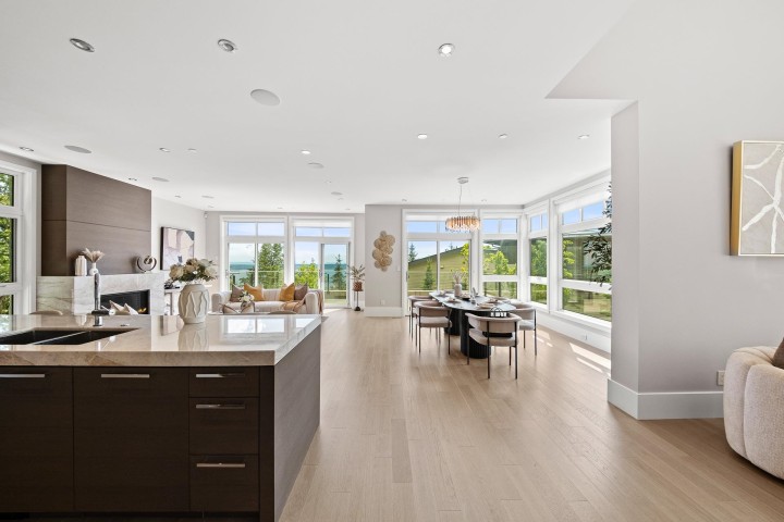 Photo 10 at 2972 Burfield Place, Cypress Park Estates, West Vancouver