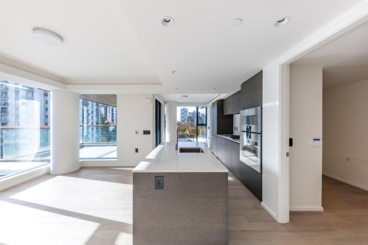 Photo 6 at 1006 - 1408 Robson Street, West End VW, Vancouver West