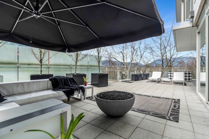 Photo 8 at 101 - 1139 W Cordova Street, Coal Harbour, Vancouver West