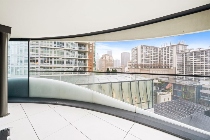 Photo 5 at 707 - 1033 Nelson Street, West End VW, Vancouver West