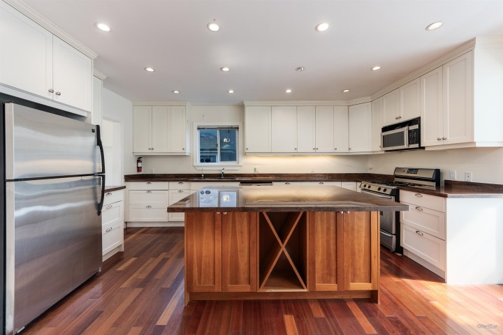 Photo 3 at 2146 W 33rd Avenue, Quilchena, Vancouver West