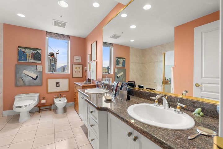 Photo 15 at 8 - 2838 Birch Street, Fairview VW, Vancouver West