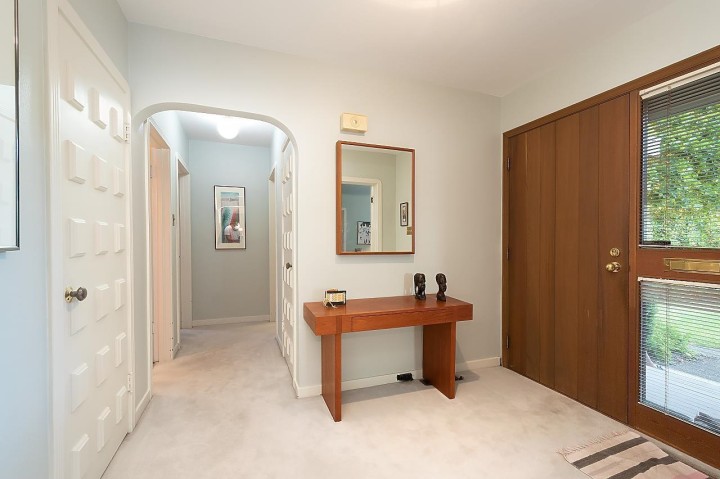 Photo 3 at 4726 W 7th Avenue, University VW, Vancouver West