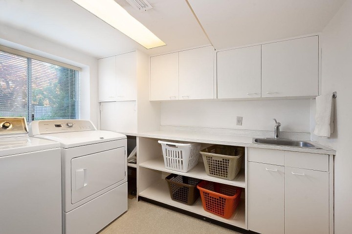 Photo 19 at 4726 W 7th Avenue, University VW, Vancouver West