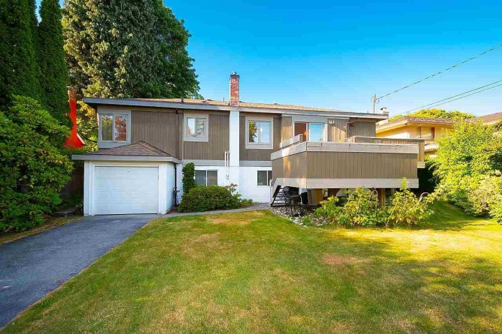 Photo 21 at 4726 W 7th Avenue, University VW, Vancouver West