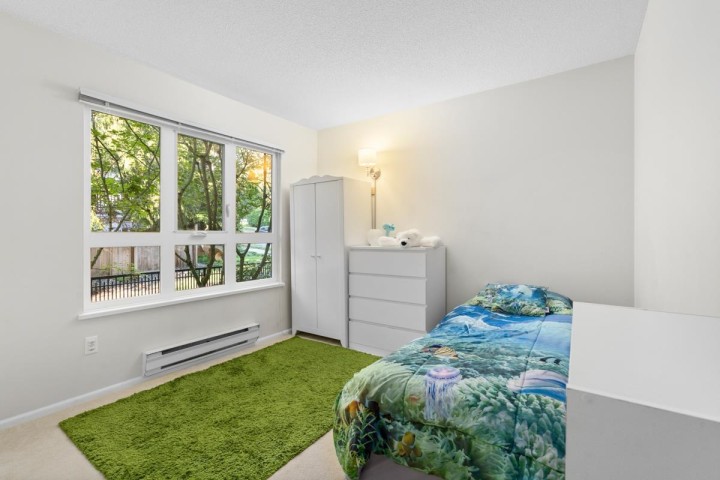 Photo 13 at 303 - 106 W Kings Road, Upper Lonsdale, North Vancouver