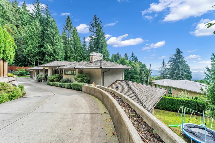 Photo 1 at 1162 Millstream Road, British Properties, West Vancouver