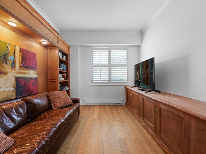 Photo 26 at 303 - 2190 Argyle Avenue, Dundarave, West Vancouver