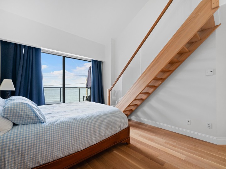 Photo 20 at 303 - 2190 Argyle Avenue, Dundarave, West Vancouver