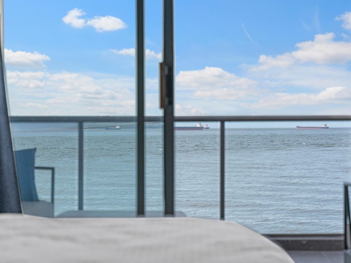 Photo 19 at 303 - 2190 Argyle Avenue, Dundarave, West Vancouver