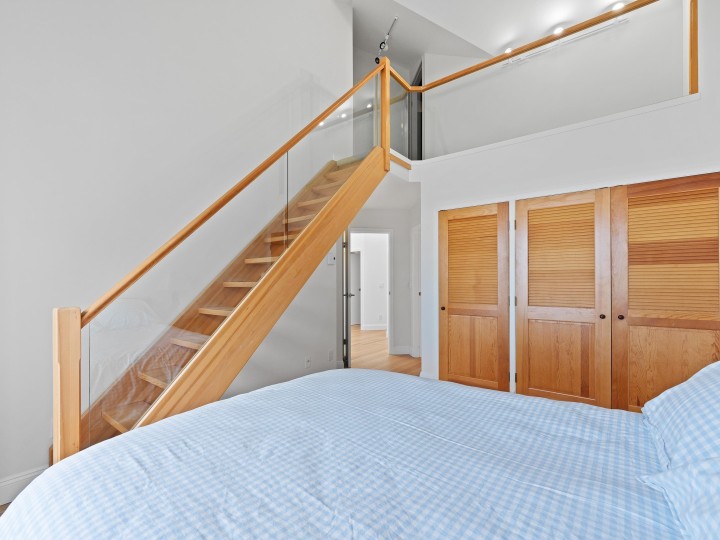 Photo 21 at 303 - 2190 Argyle Avenue, Dundarave, West Vancouver