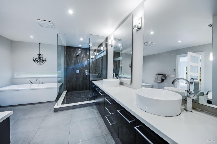 Photo 26 at 3771 Southridge Avenue, Bayridge, West Vancouver