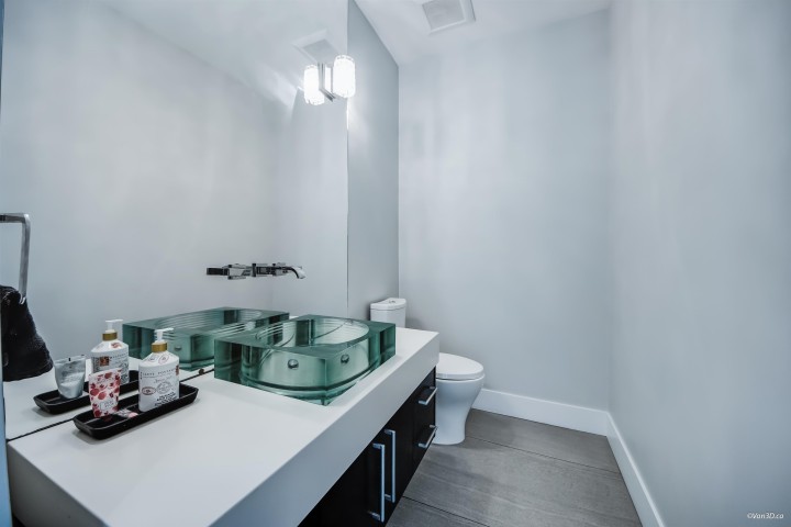 Photo 20 at 3771 Southridge Avenue, Bayridge, West Vancouver