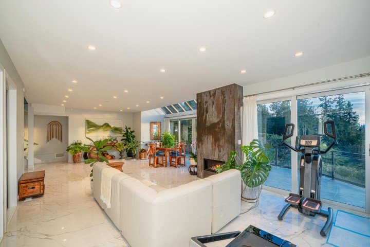 Photo 10 at 5290 Gulf Place, Caulfeild, West Vancouver