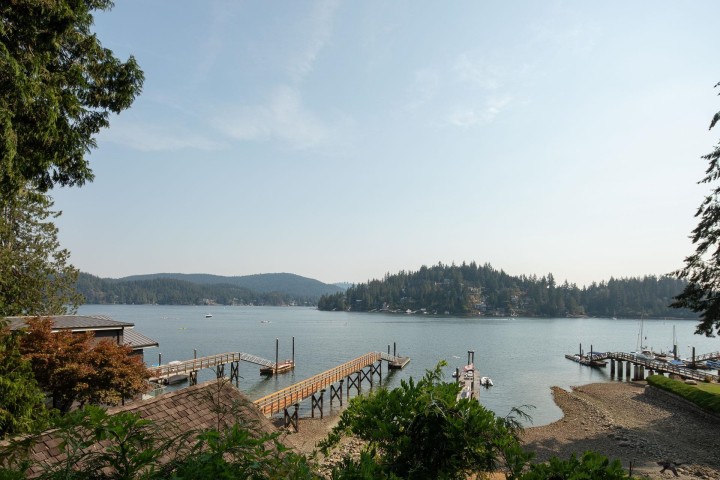 Photo 2 at 2802 Panorama Drive, Deep Cove, North Vancouver