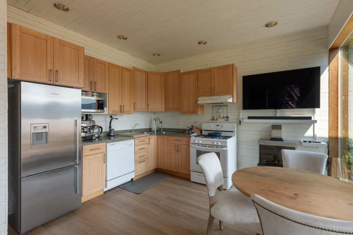 Photo 30 at 2802 Panorama Drive, Deep Cove, North Vancouver