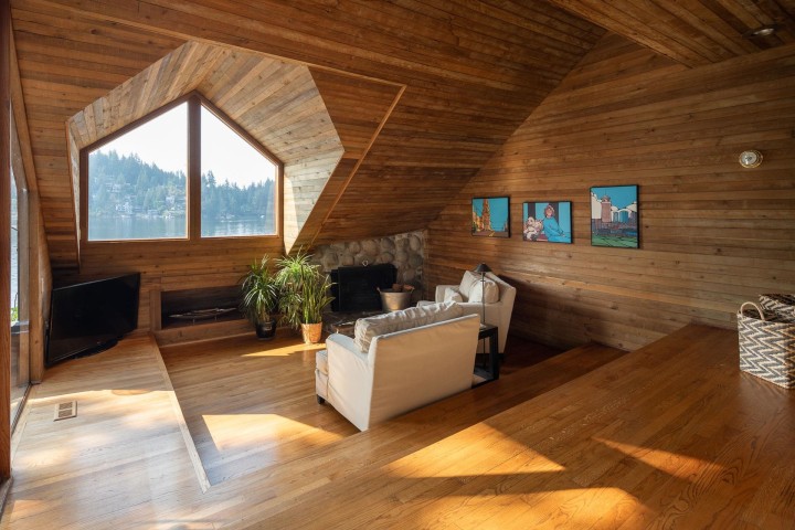 Photo 4 at 2802 Panorama Drive, Deep Cove, North Vancouver