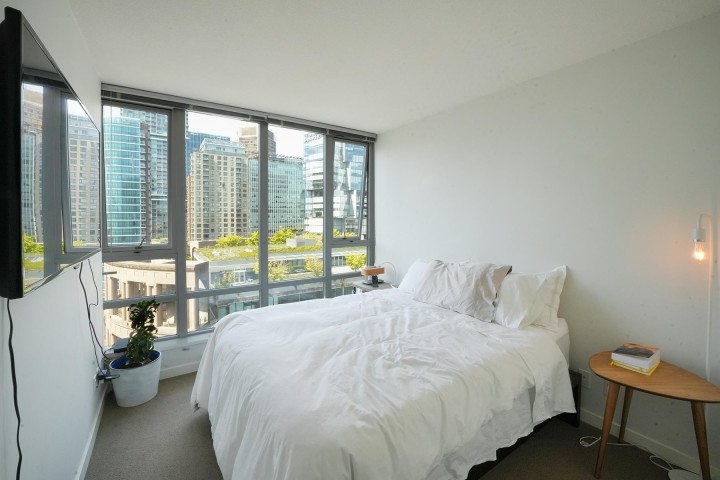 Photo 5 at 2208 - 788 Hamilton Street, Downtown VW, Vancouver West