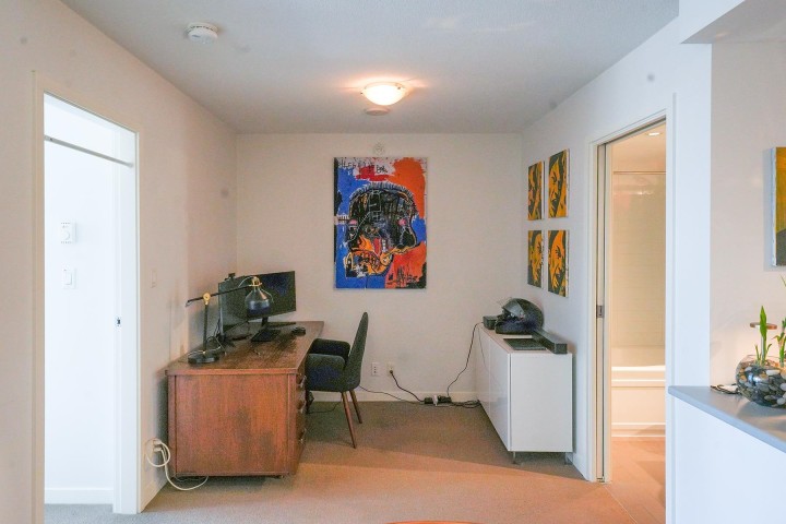 Photo 8 at 2208 - 788 Hamilton Street, Downtown VW, Vancouver West