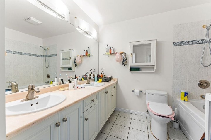 Photo 5 at 1801 - 5639 Hampton Place, University VW, Vancouver West