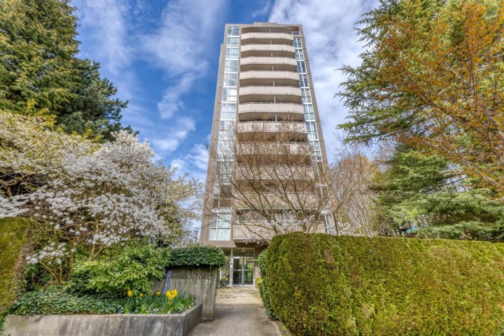 Photo 2 at PH1 - 2121 W 38th Avenue, Kerrisdale, Vancouver West