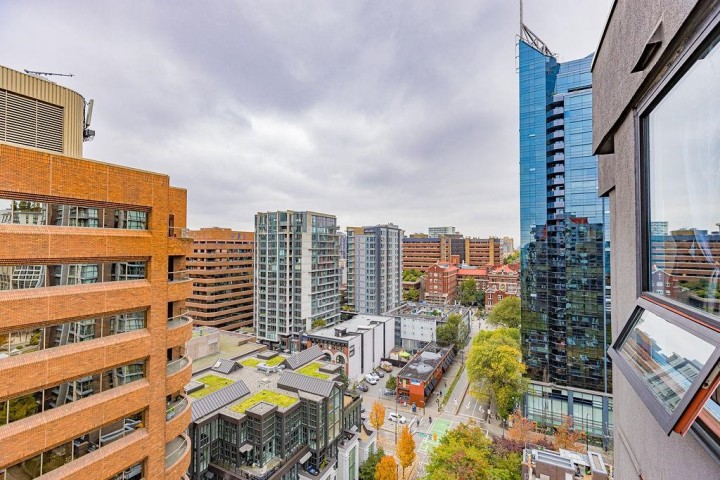 Photo 20 at 1702 - 811 Helmcken Street, Downtown VW, Vancouver West