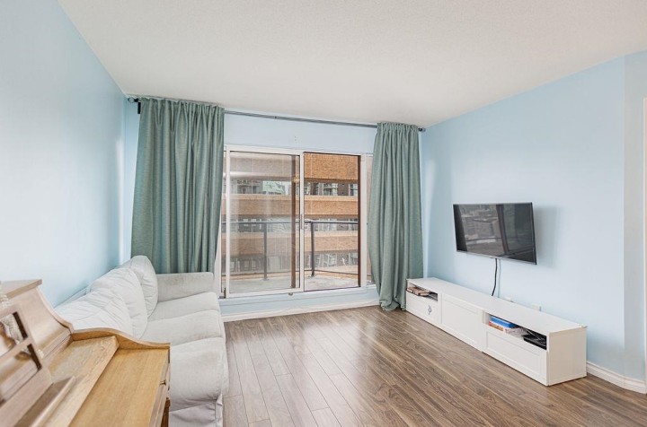 Photo 9 at 1702 - 811 Helmcken Street, Downtown VW, Vancouver West