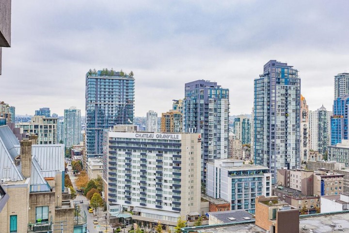 Photo 19 at 1702 - 811 Helmcken Street, Downtown VW, Vancouver West