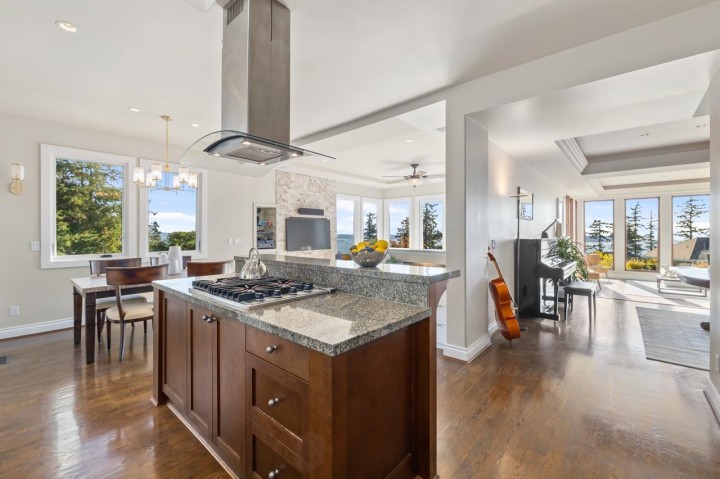 Photo 9 at 5401 West Vista Court, Upper Caulfeild, West Vancouver