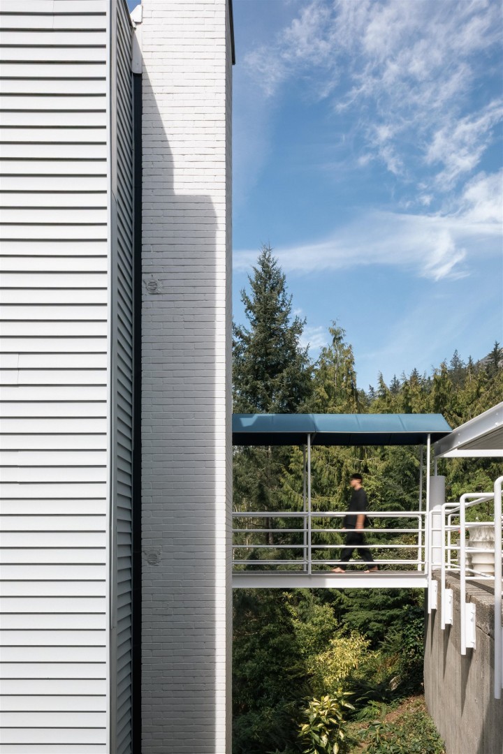 Photo 7 at 90 Isleview Place, Lions Bay, West Vancouver