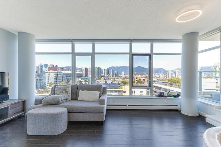 Photo 3 at 1404 - 138 W 1st Avenue, False Creek, Vancouver West