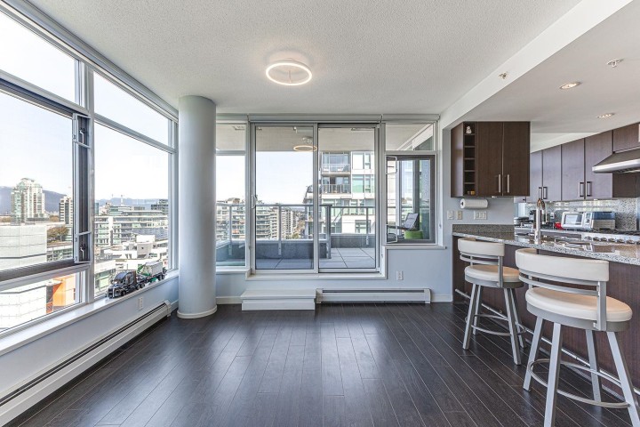 Photo 4 at 1404 - 138 W 1st Avenue, False Creek, Vancouver West