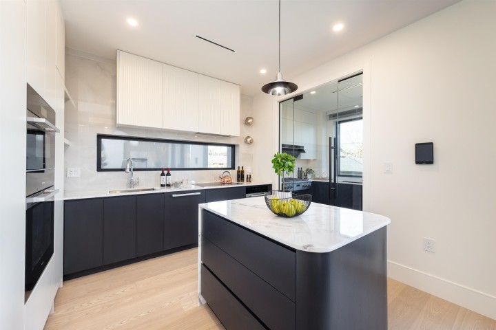 Photo 18 at 4039 W 11th Avenue, Point Grey, Vancouver West