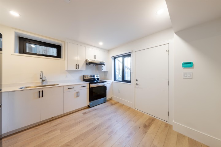 Photo 37 at 4039 W 11th Avenue, Point Grey, Vancouver West