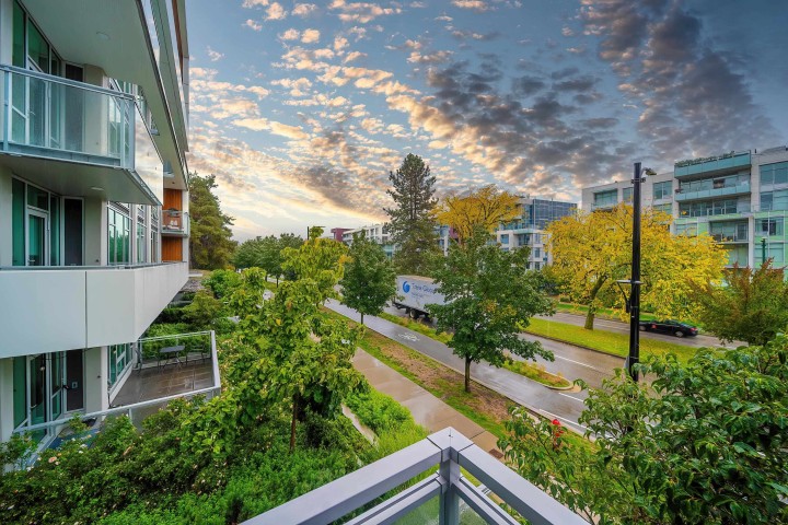 Photo 2 at 205 - 4932 Cambie Street, Cambie, Vancouver West