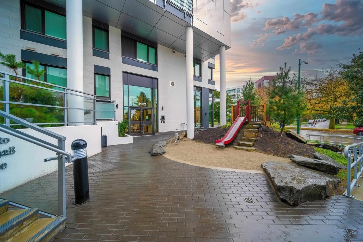 Photo 24 at 205 - 4932 Cambie Street, Cambie, Vancouver West