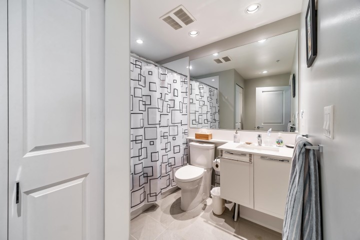 Photo 17 at 301 - 3188 Riverwalk Avenue, South Marine, Vancouver East