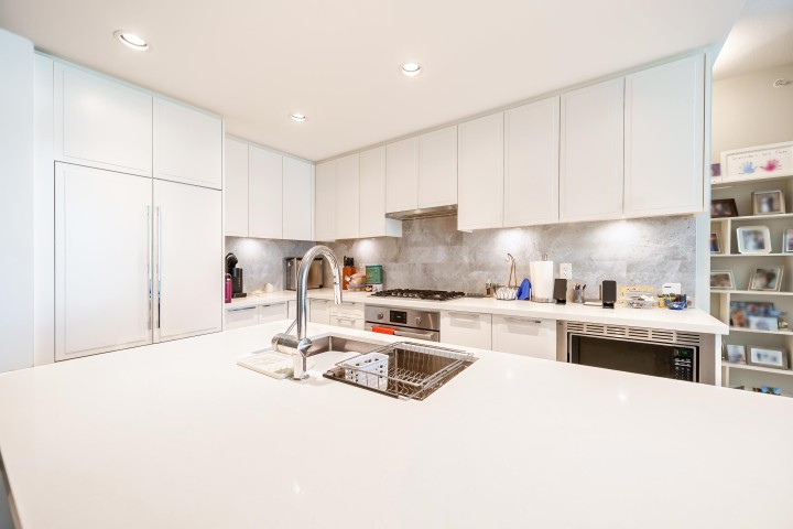 Photo 12 at 301 - 3188 Riverwalk Avenue, South Marine, Vancouver East