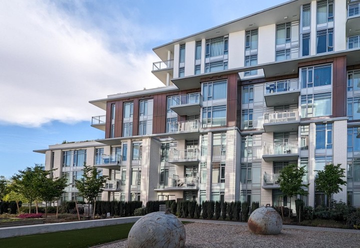 Photo 28 at 301 - 3188 Riverwalk Avenue, South Marine, Vancouver East