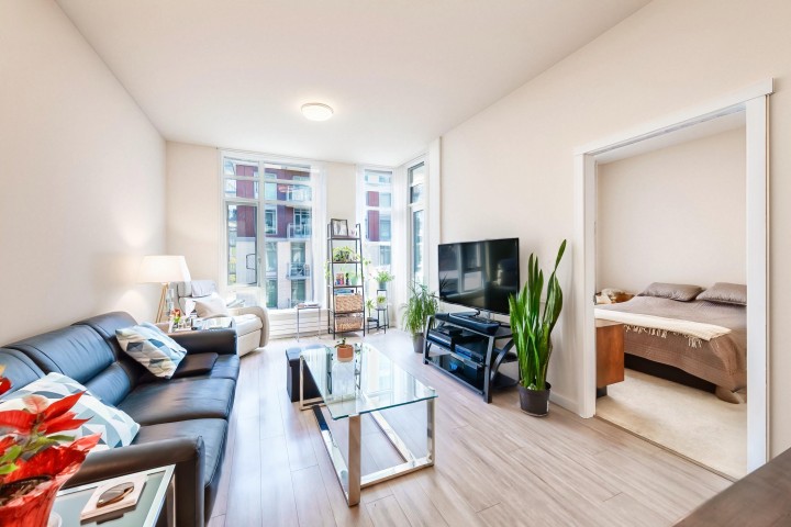 Photo 9 at 301 - 3188 Riverwalk Avenue, South Marine, Vancouver East