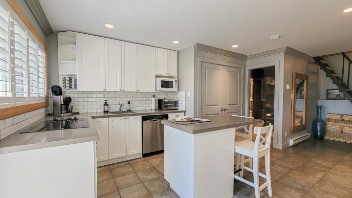 Photo 37 at 5125 Indian River Drive, Woodlands-Sunshine-Cascade, North Vancouver