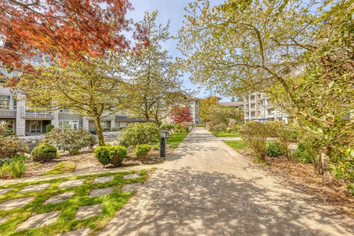 Photo 3 at 516 - 580 Raven Woods Drive, Roche Point, North Vancouver