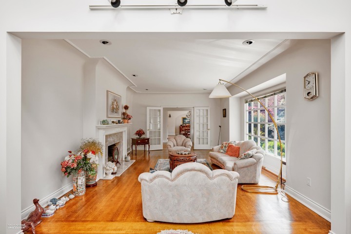 Photo 2 at 1355 W 33rd Avenue, Shaughnessy, Vancouver West