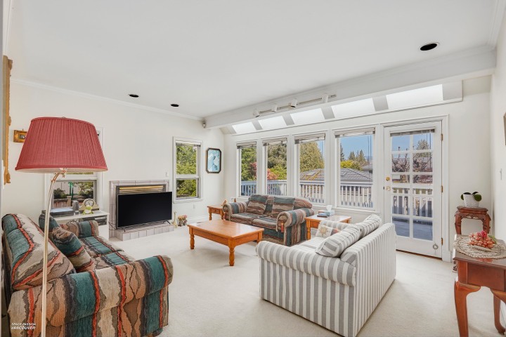 Photo 10 at 1355 W 33rd Avenue, Shaughnessy, Vancouver West