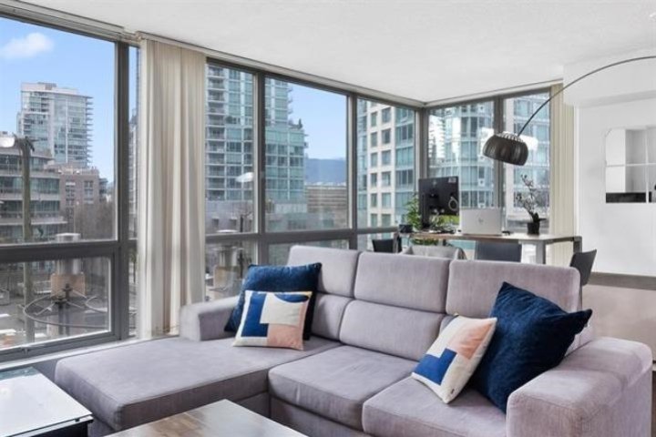 Photo 4 at 203 - 588 Broughton Street, Coal Harbour, Vancouver West