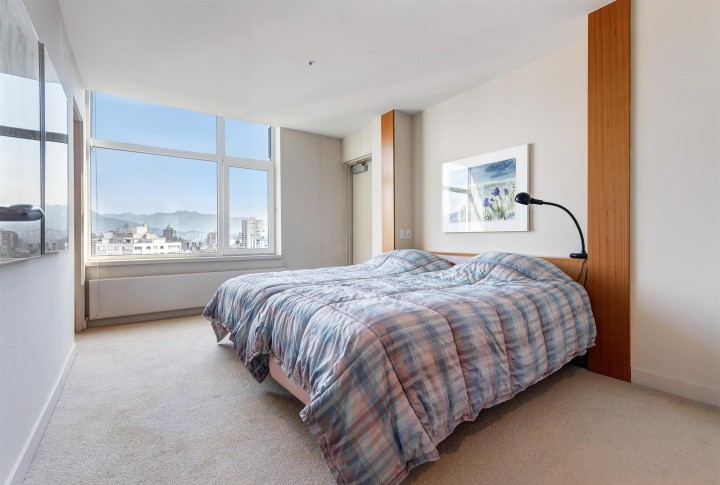 Photo 24 at 1600 - 1919 Beach Avenue, West End VW, Vancouver West