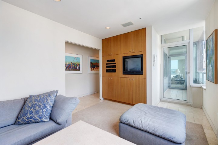 Photo 15 at 1600 - 1919 Beach Avenue, West End VW, Vancouver West